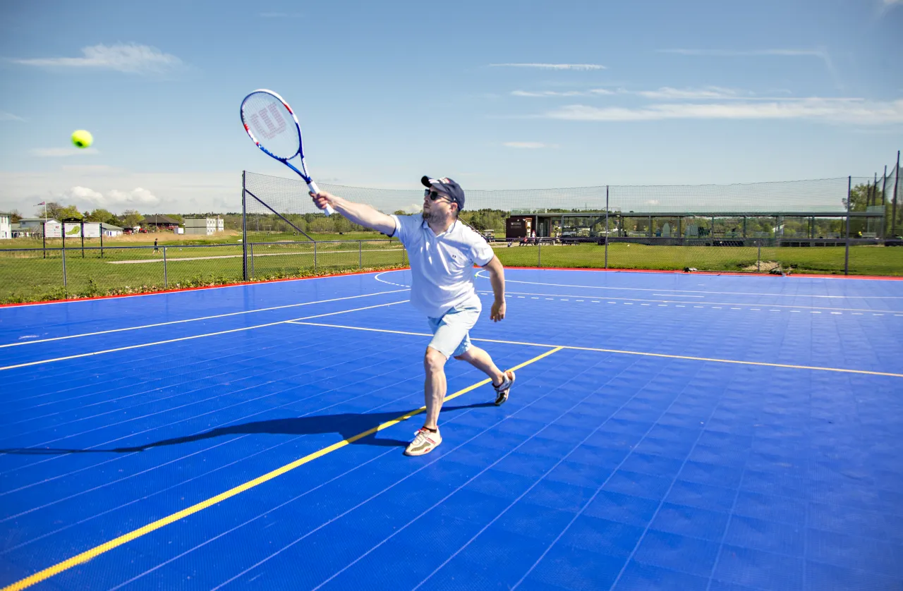 Tennis1
